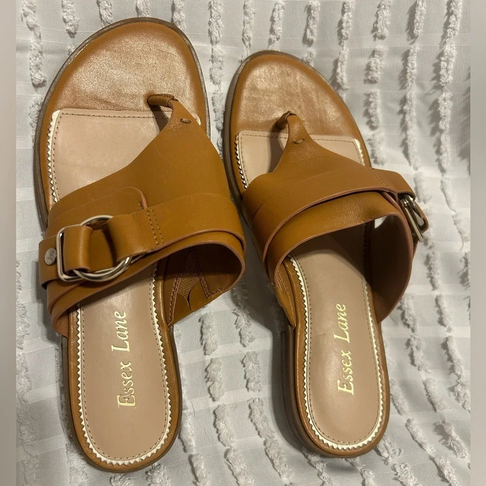 Essex Lane Women's 7 Tan Leather Thong Buckle Slide Sandals Flat Shoes